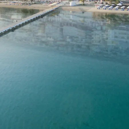 Vento Di Mare アパート Peraía