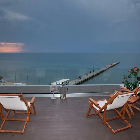 Vento Di Mare Peraía