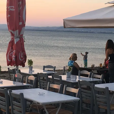 Vento Di Mare Apartament Peraía